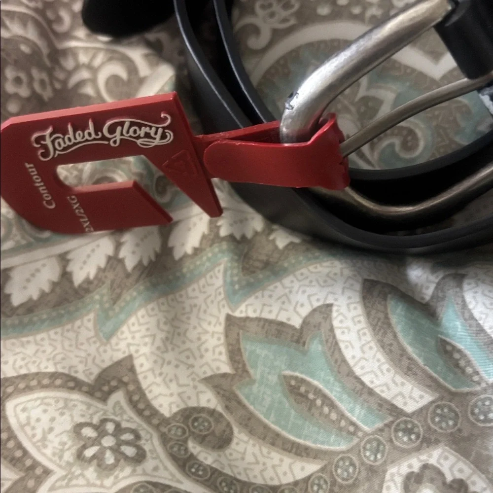 Faded Glory men’s 2 XL NWT belt
